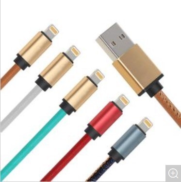 O cabo móvel do carregador do telefone celular, plutônio de USB 3,0 cobriu o cabo de dados rápido da carga para IPhone